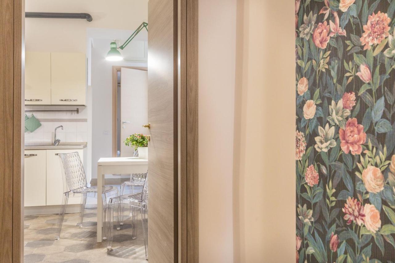 Appartamento Flora Metro Vittorio Roma Dış mekan fotoğraf